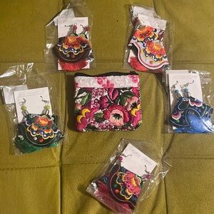 5 pairs of embroidered flower print earrings and floral embroidered coin purse.